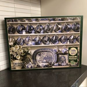 🫖 Cobble Hill China Hutch 1000 piece puzzle